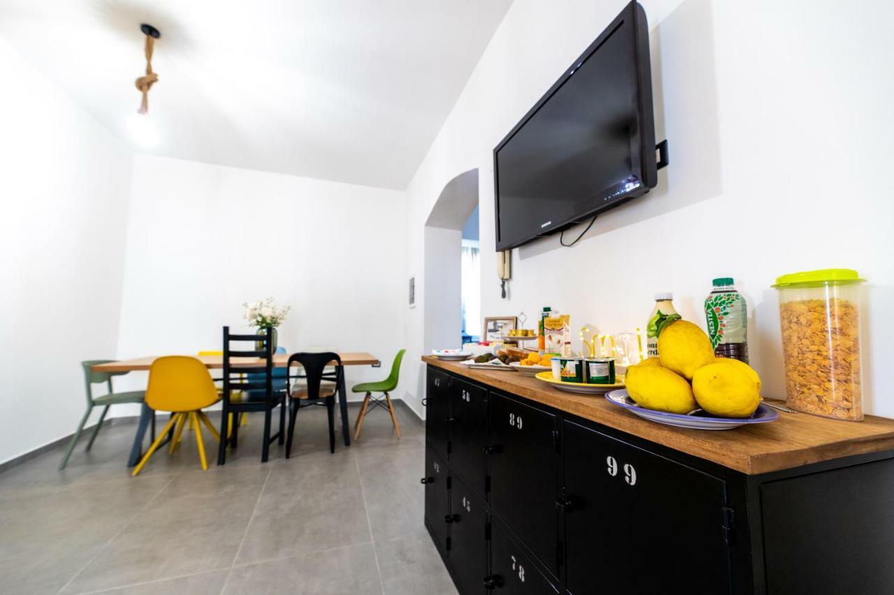 Monca'S House Bed & Breakfast Vietri Exterior foto